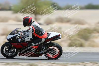 media/May-05-2025-Moto Forza (Mon) [[3c1838c5e5]]/2-B Group/Session 3 (Panning Test Turn 14 Inside)/